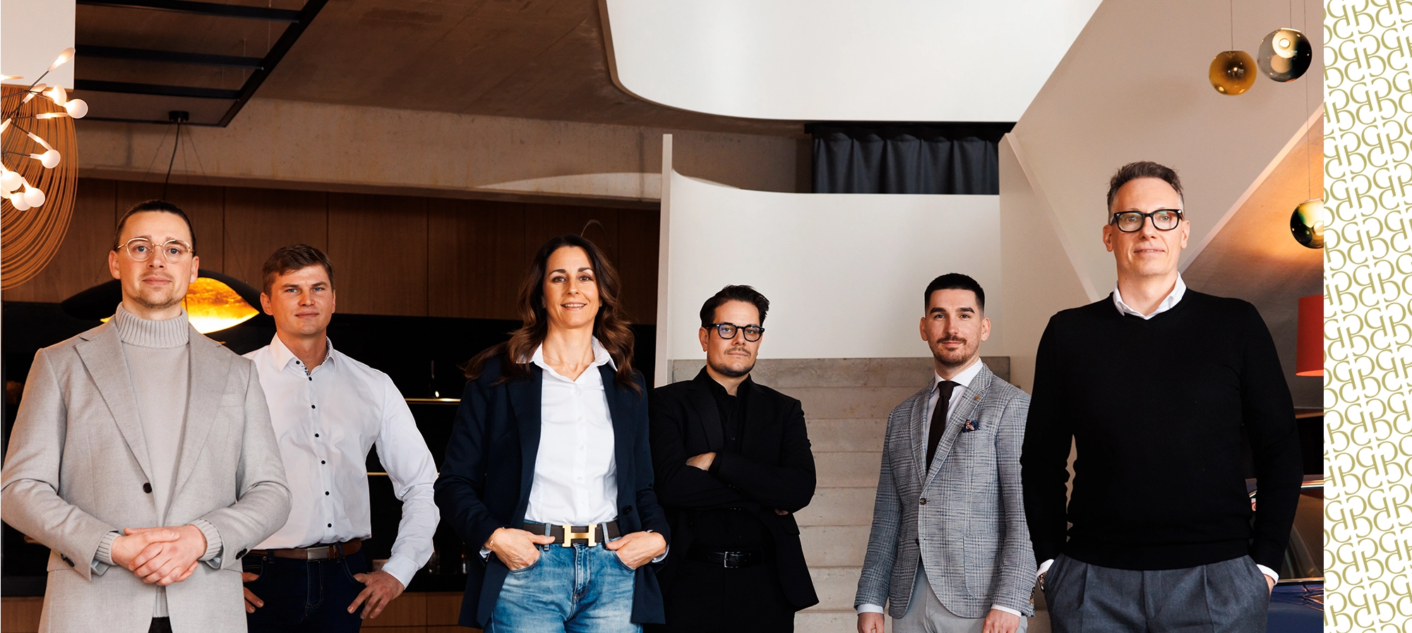 Team mit allen Bau-Partnern